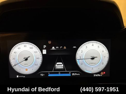 Used 2024 Hyundai Elantra SEL FWD image 15