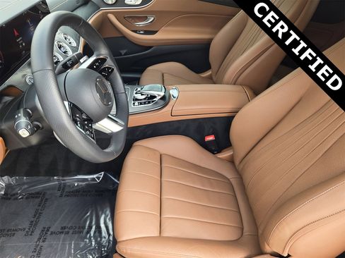 Used 2023 Mercedes-Benz E 450 Cabriolet image 3