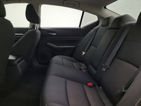 Used 2022 Nissan Altima 2.5 SV FWD image 18