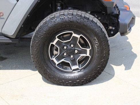 Used 2021 Jeep Gladiator Mojave AWD/4WD image 37