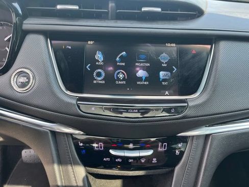 Used 2017 Cadillac XT5 Luxury w/ Driver Awareness Package AWD/4WD image 25