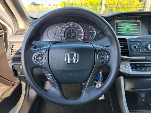 Used 2015 Honda Accord Sport image 31