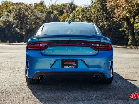 Used 2015 Dodge Charger SRT Hellcat image 15