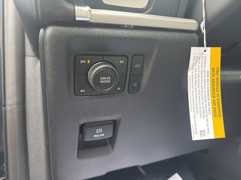 New 2026 Ford Expedition Max Active image 16