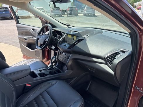 Used 2018 Ford Escape SEL FWD image 28