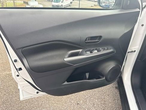 Certified 2025 Nissan Kicks Play S FWD image 24