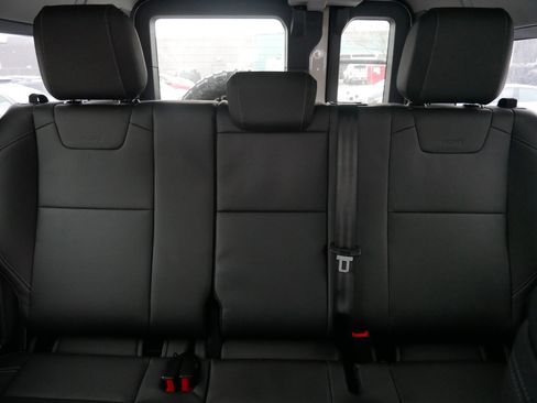 New 2026 INEOS Grenadier Fieldmaster Edition image 13