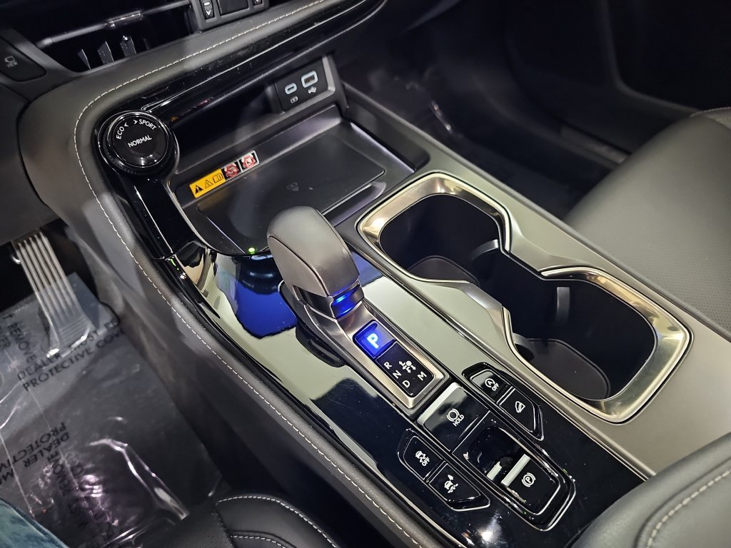 Certified 2025 Lexus NX 350 AWD w/ Premium Package image 24