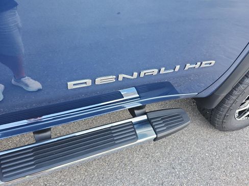 New 2026 GMC Sierra 2500 Denali AWD/4WD image 5