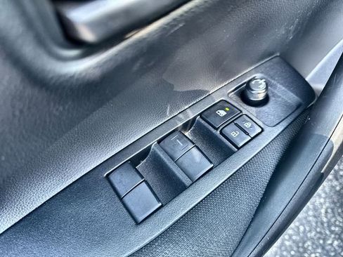 Used 2025 Toyota Corolla LE image 22