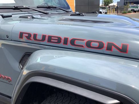 Used 2024 Jeep Wrangler Unlimited Rubicon AWD/4WD image 43