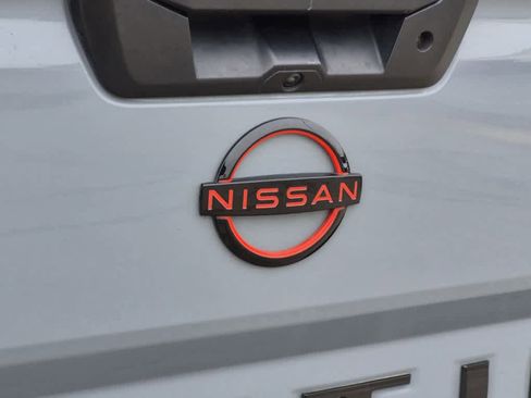 Used 2023 Nissan Frontier PRO-4X w/ Pro Convenience Package image 22