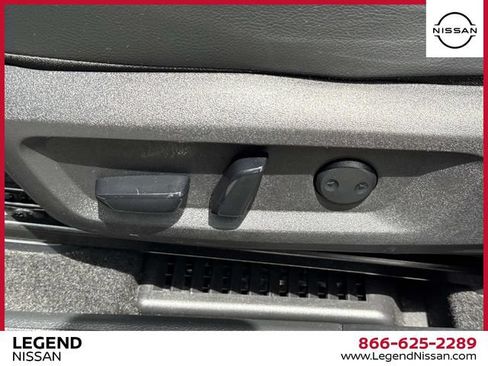 Certified 2023 Nissan Rogue SL AWD/4WD image 16