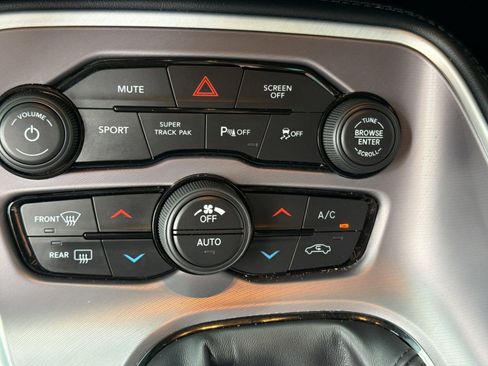 Used 2022 Dodge Challenger R/T w/ Plus Package RWD image 15