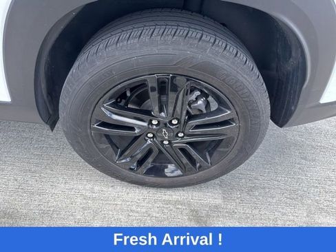 Used 2024 Chevrolet Trax ACTIV image 16