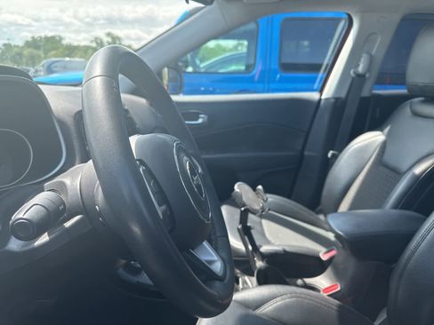 Used 2021 Jeep Compass Latitude w/ Sun and Sound Group AWD/4WD image 34