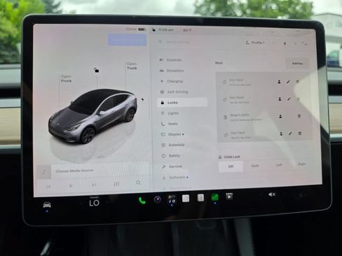 Used 2025 Tesla Model Y Long Range AWD/4WD image 48