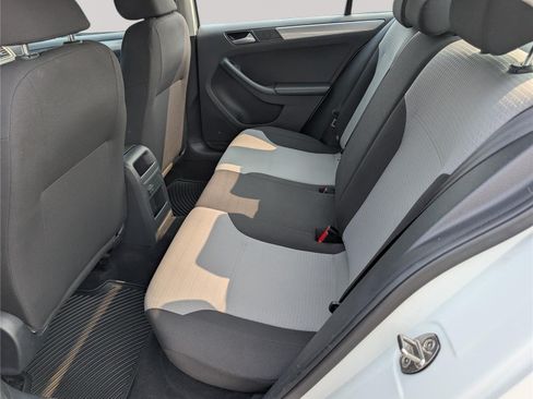 Used 2017 Volkswagen Jetta S FWD image 12