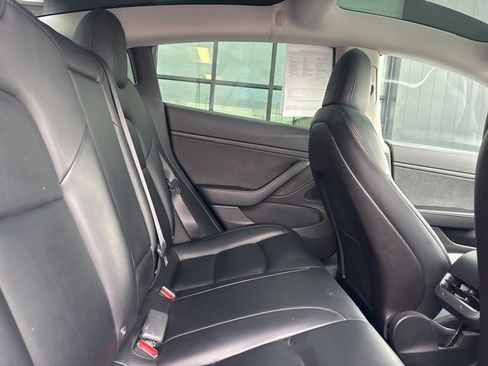 Used 2019 Tesla Model 3 Long Range image 14