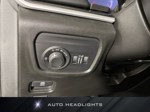 Used 2023 Jeep Grand Cherokee L Laredo w/ Luxury Tech Group I image 25