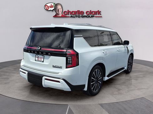 Used 2025 Nissan Armada Platinum Reserve AWD/4WD image 6