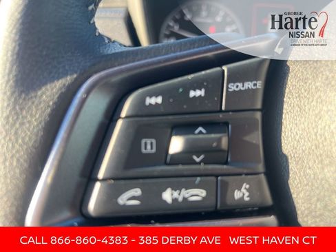 Used 2025 Subaru Forester Limited AWD/4WD image 44