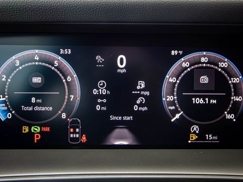 New 2026 Volkswagen Tiguan SE R-Line FWD image 37
