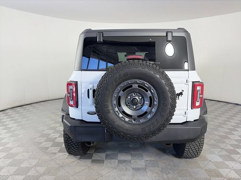 Used 2024 Ford Bronco Outer Banks AWD/4WD image 6