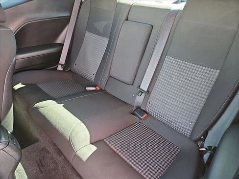 Used 2022 Dodge Challenger R/T w/ Driver Convenience Group image 19