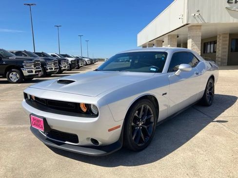 Used 2023 Dodge Challenger R/T w/ Blacktop Package RWD image 3
