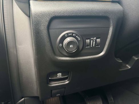 New 2025 Jeep Grand Cherokee Limited image 28