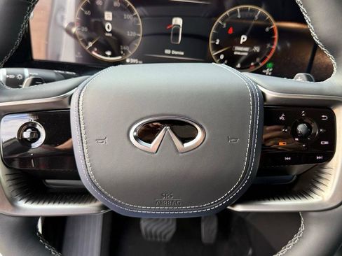 New 2026 INFINITI QX80 4WD image 8