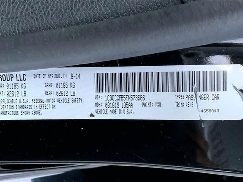 Used 2015 Chrysler 200 LX image 29