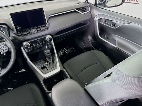 Certified 2025 Toyota RAV4 LE AWD/4WD image 25