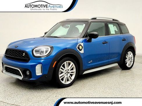 Used 2022 MINI Cooper Countryman SE image 1
