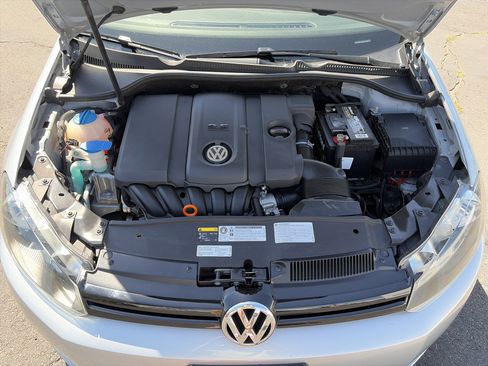Used 2013 Volkswagen Golf 4-Door FWD image 33