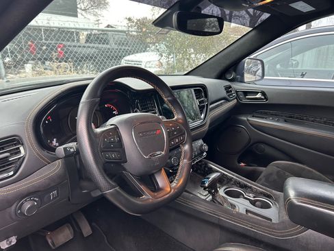 Used 2023 Dodge Durango R/T w/ Hemi Orange Plus Package image 15