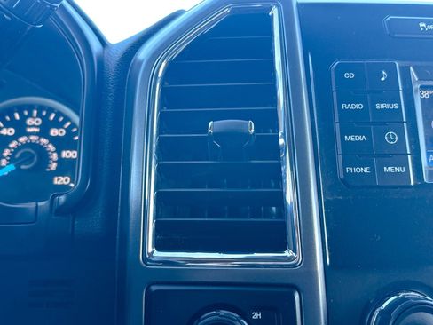 Used 2015 Ford F150 XLT w/ Equipment Group 301A Mid image 33