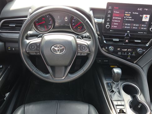 Certified 2022 Toyota Camry XSE FWD image 11