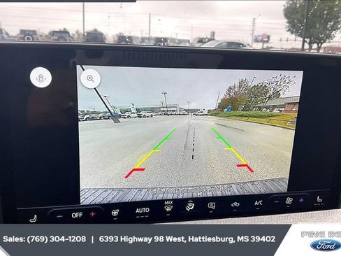 New 2025 Ford Maverick XLT w/ Equipment Group 301A image 16