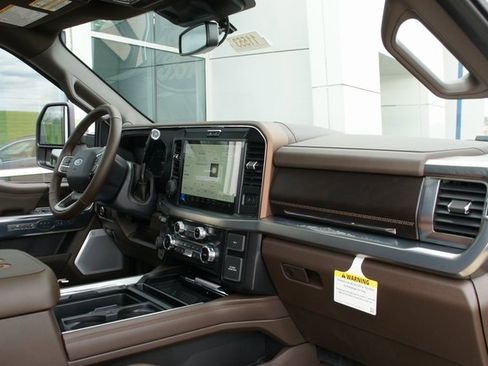 New 2025 Ford F250 King Ranch w/ Chrome Package image 46