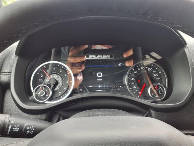 Used 2026 RAM 1500 Laramie AWD/4WD image 22