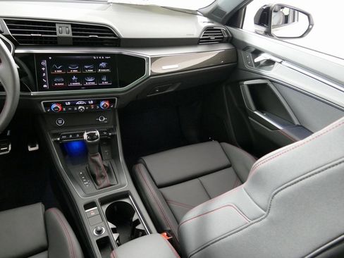 New 2025 Audi Q3 2.0T Premium Plus image 27