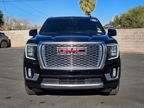 Used 2023 GMC Yukon Denali w/ Denali Reserve Package image 8