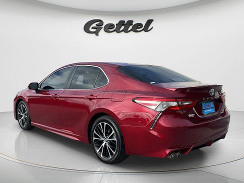 Used 2018 Toyota Camry SE FWD image 7