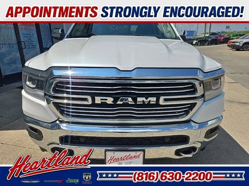 Used 2019 RAM 1500 Laramie AWD/4WD image 16