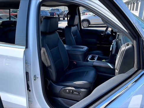 Used 2021 GMC Sierra 1500 SLT w/ SLT Convenience Package AWD/4WD image 29
