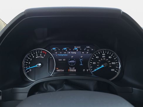 Used 2021 Ford Expedition Limited image 19