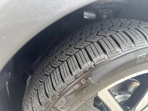 Used 2019 Honda Pilot Touring image 49