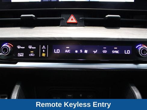Used 2023 Kia Sportage X-Pro Prestige AWD/4WD image 9